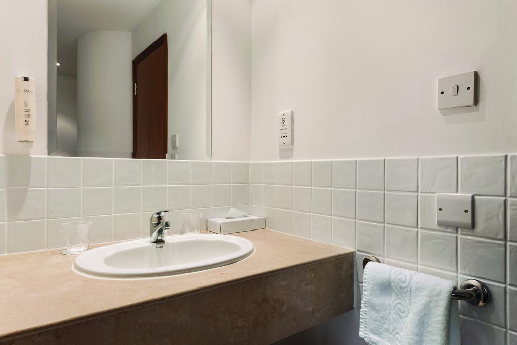 Ramada Cambridge Hotel Fen Drayton Ngoại thất bức ảnh